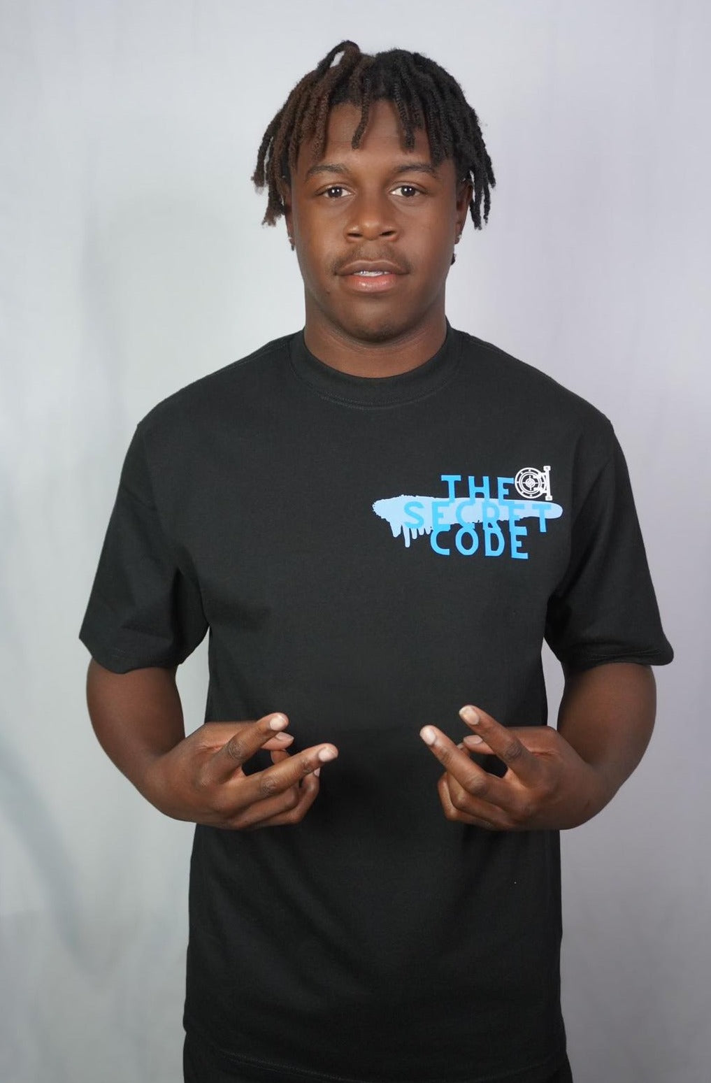 Painting the secret code (Black) Max Heavyweight T-Shirt
